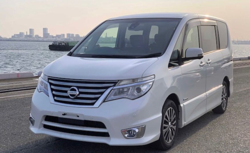 2015 Nissan Serena Hybrid