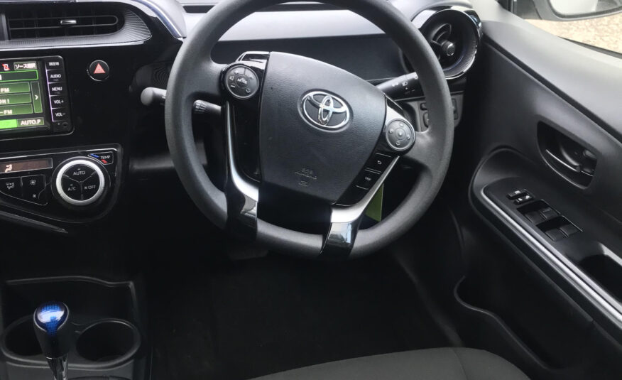 2019 TOYOTA AQUA HYBRID S PACKAGE