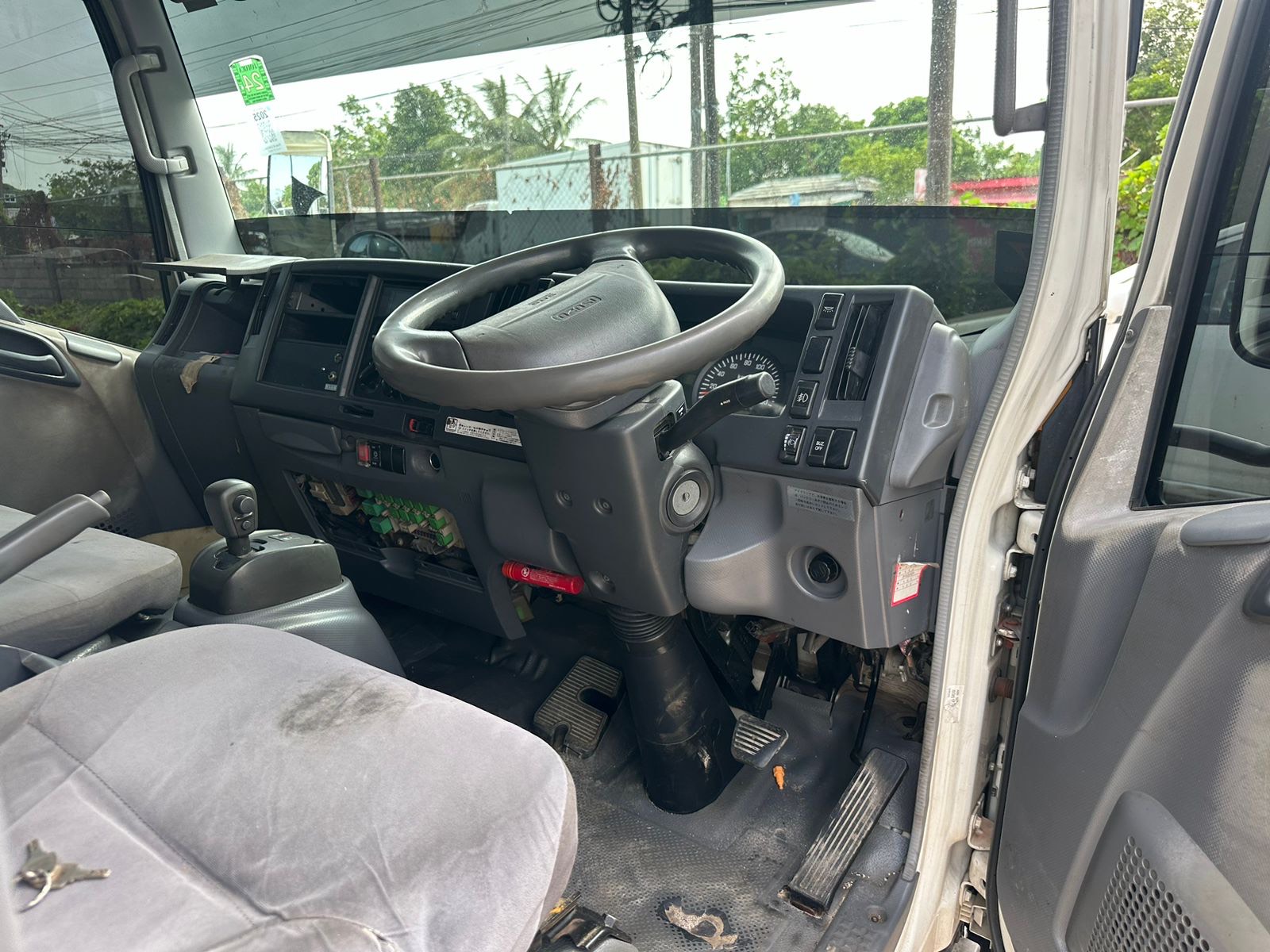 2009 ISUZU ELF TRUCK