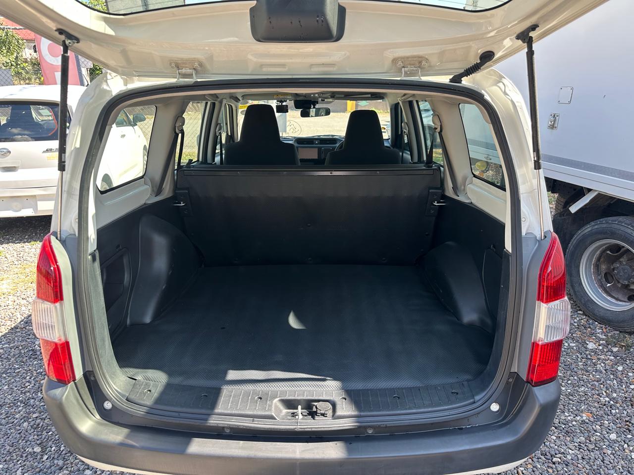 2019 TOYOTA PROBOX DX