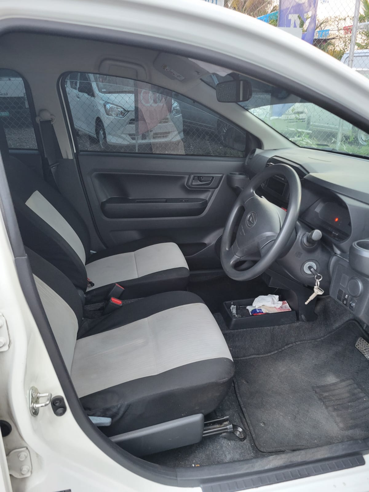 2019 DIAHATSU MIRA ES