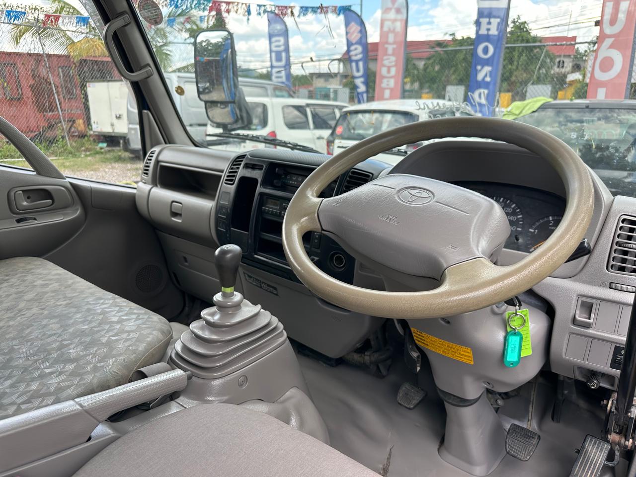 2006 TOYOTA DYNA TRUCK