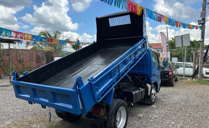 2006 TOYOTA DYNA TRUCK