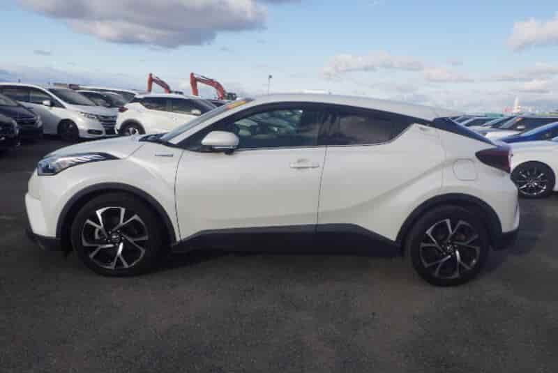 2019 TOYOTA C-HR HYBRID