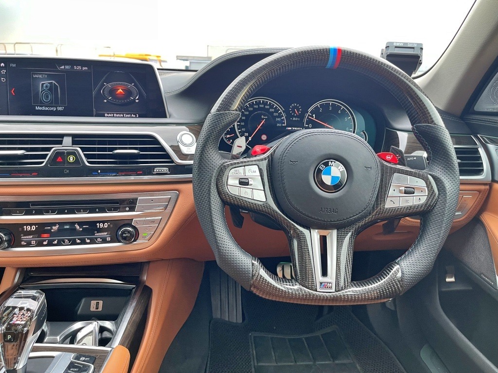 2016 BMW 750 Li