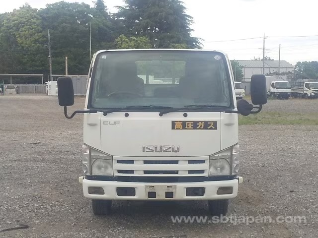 2011 ISUZU ELF TRUCK