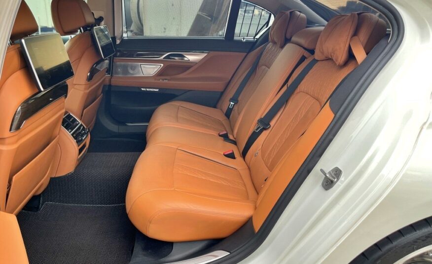 2016 BMW 750 Li