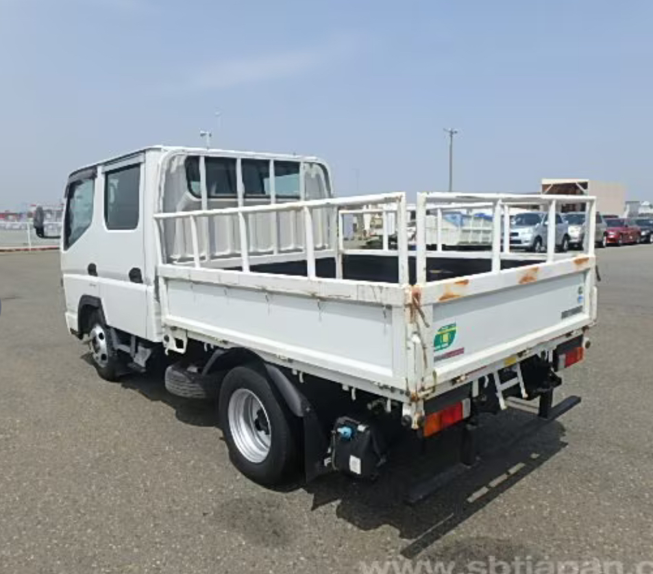 2015 Mitsubishi Canter