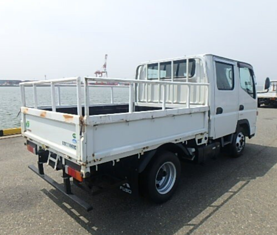 2015 Mitsubishi Canter