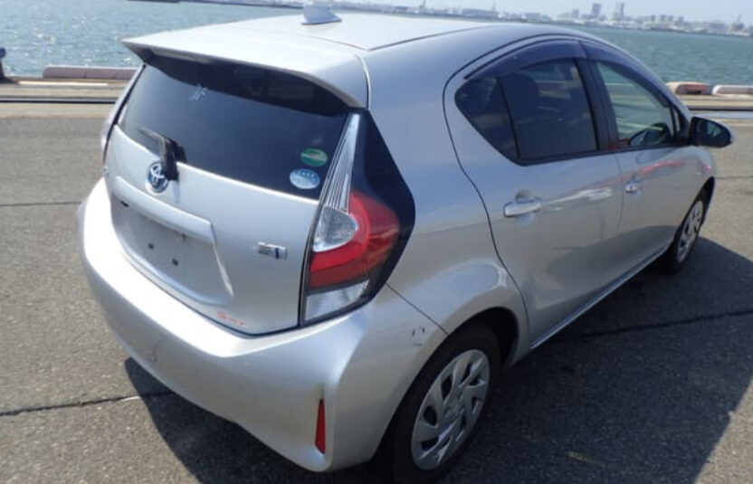 2019 Toyota AQUA HYBRID