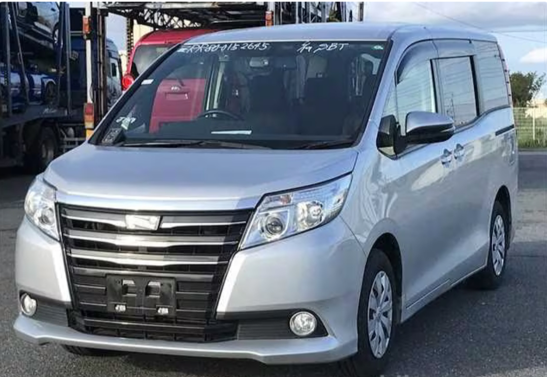 2015 Toyota NOAH