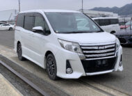 Toyota Noah Si