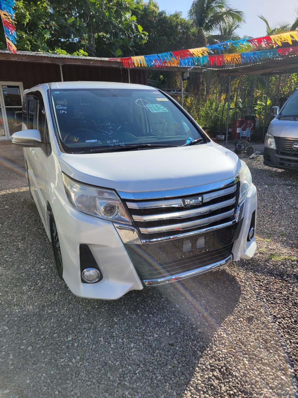Toyota Noah Si