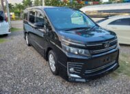 2016 toyota voxy (Modellista Aero Styling)