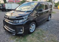 2016 toyota voxy (Modellista Aero Styling)