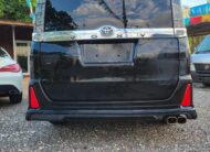 2016 toyota voxy (Modellista Aero Styling)