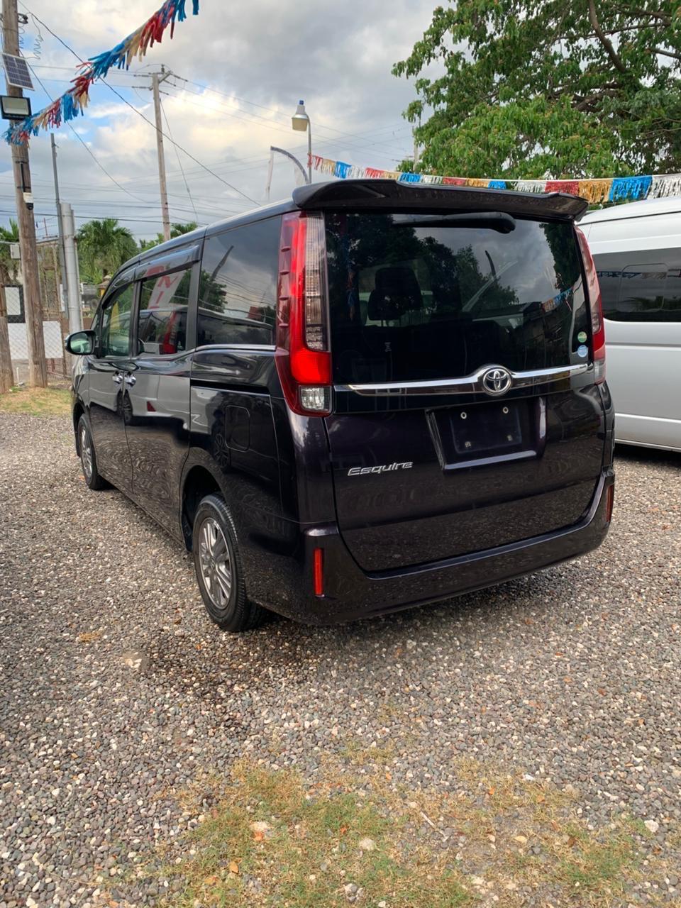 2016 Toyota Esquire Gi