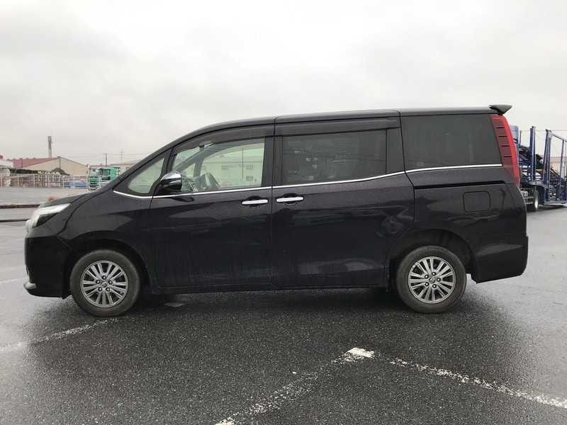 2016 Toyota Esquire Gi