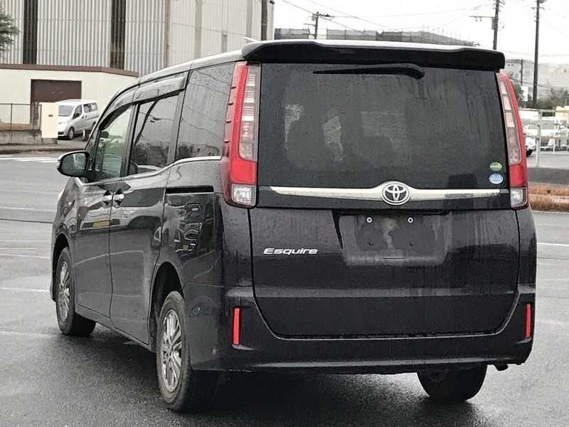 2016 Toyota Esquire Gi