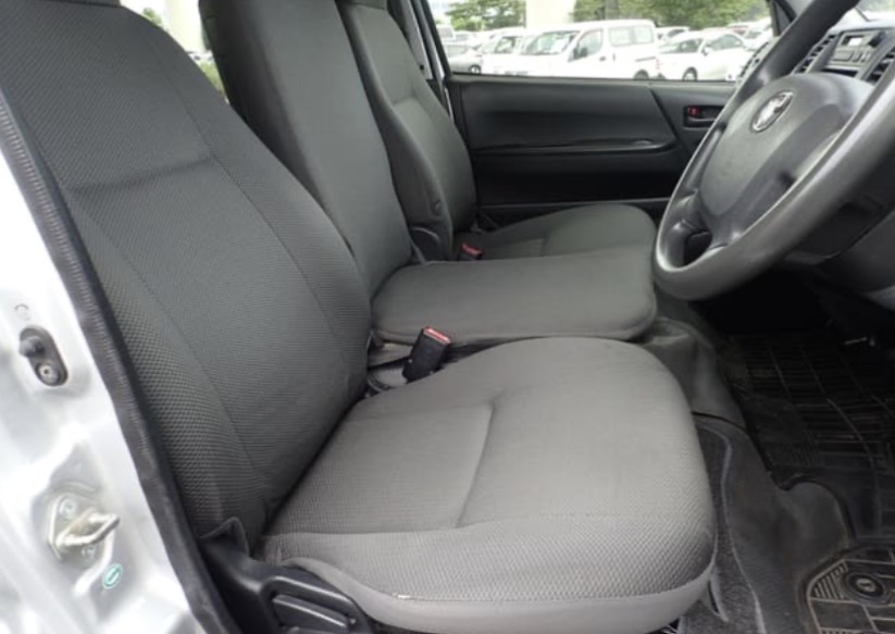 2016 Toyota Hiace