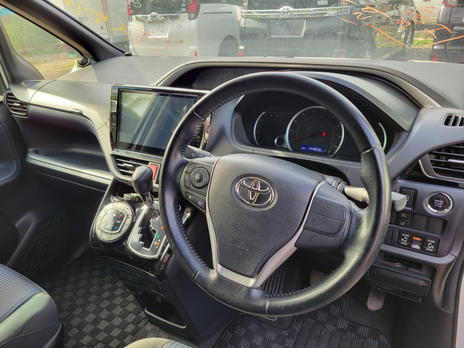 2017 Toyota Voxy ZS